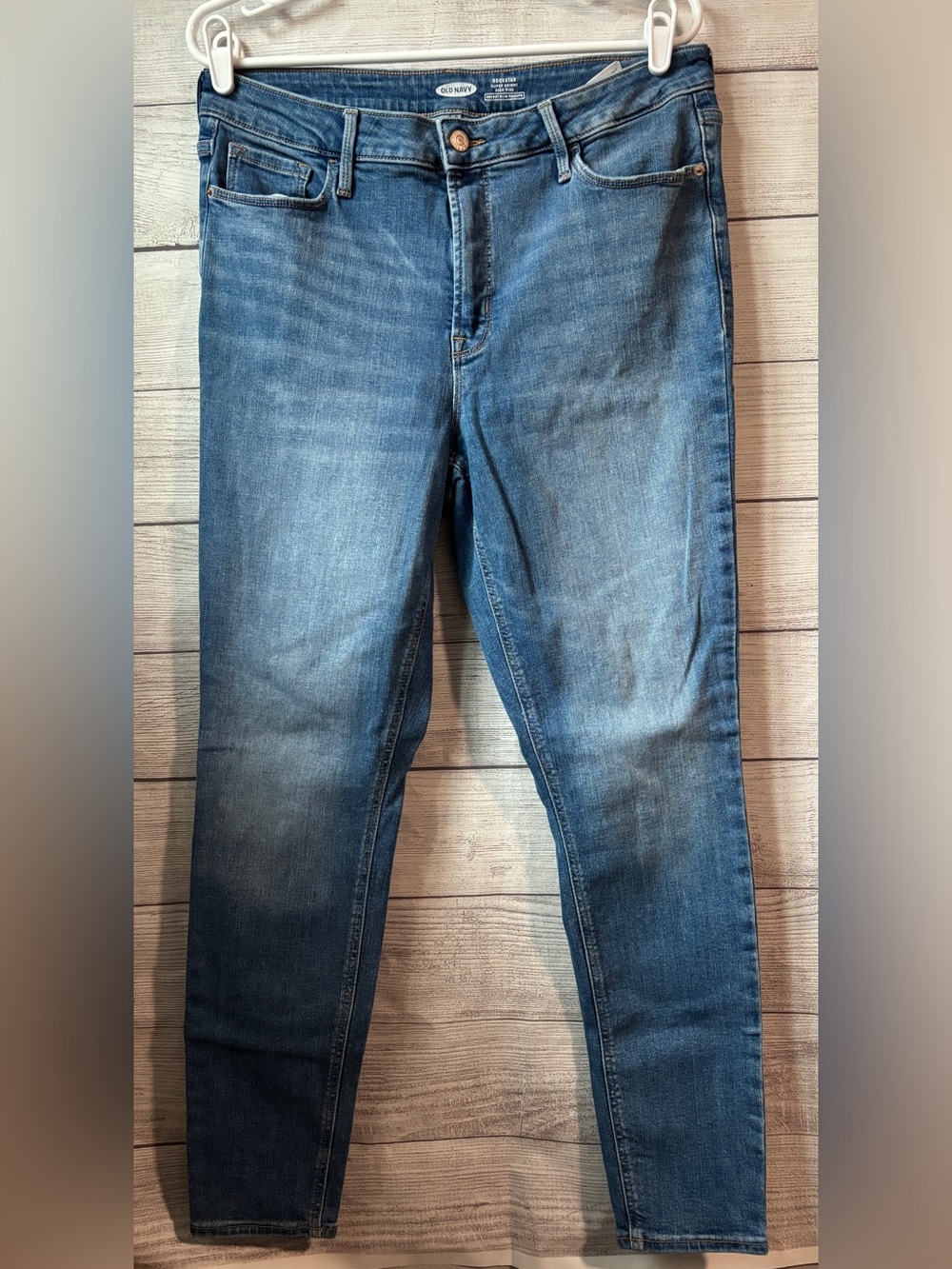 Old Navy Rockstar women’s Super Skinny High Rise jeans, size 14